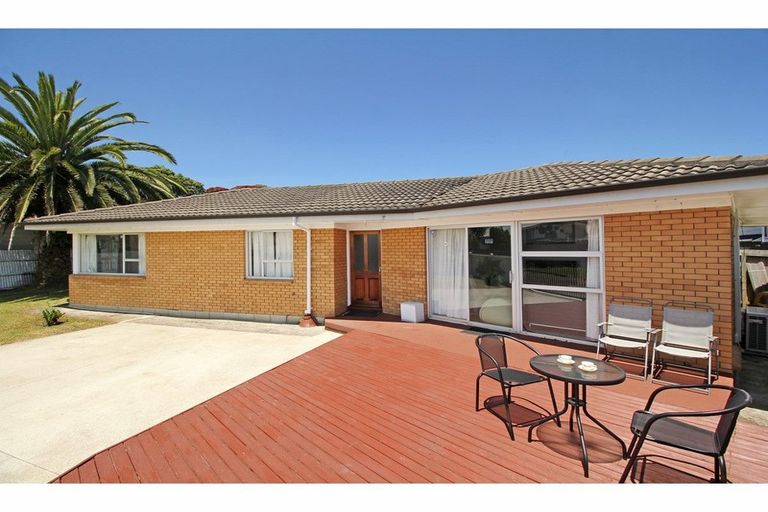 Photo of property in 52 Henwood Road, Mangere East, Auckland, 2024