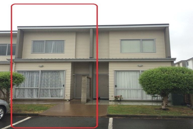 Photo of property in 2/7 Kelvin Hart Drive, East Tamaki, Auckland, 2013