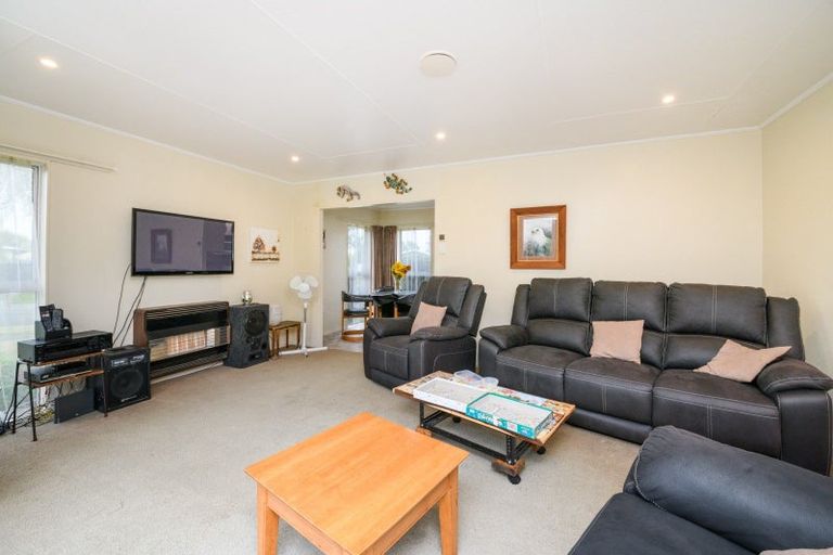 Photo of property in 95 Benmore Avenue, Cloverlea, Palmerston North, 4412