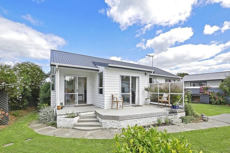 Photo of property in 2/23 Dalkeith Street, Hoon Hay, Christchurch, 8025