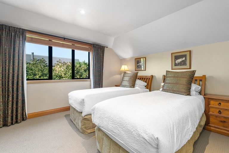 Photo of property in 2b Lansdown Street, Wanaka, 9305