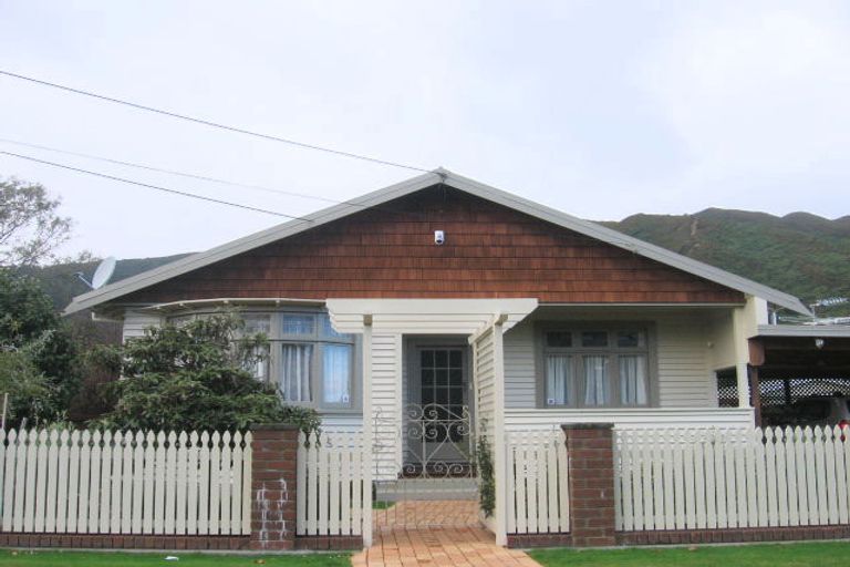 Photo of property in 13 Waitui Crescent, Waiwhetu, Lower Hutt, 5010