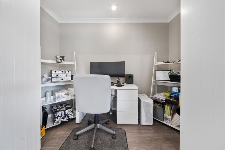 Photo of property in 3 Margaret Alice Close, Whalers Gate, New Plymouth, 4310