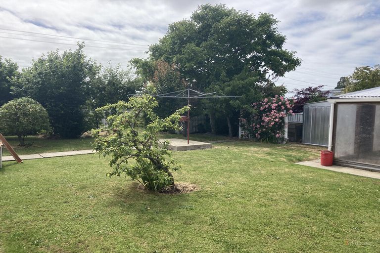 Photo of property in 8 Carlisle Street, Waimate, 7924