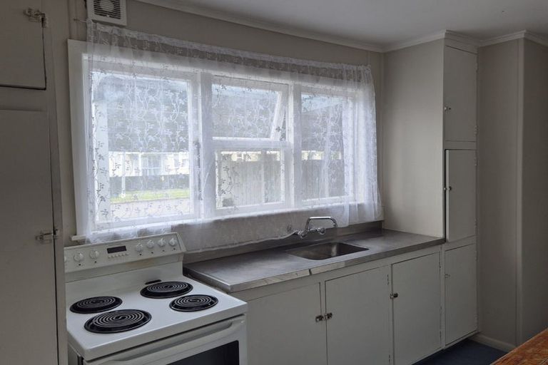 Photo of property in 2 York Street, Kaiti, Gisborne, 4010