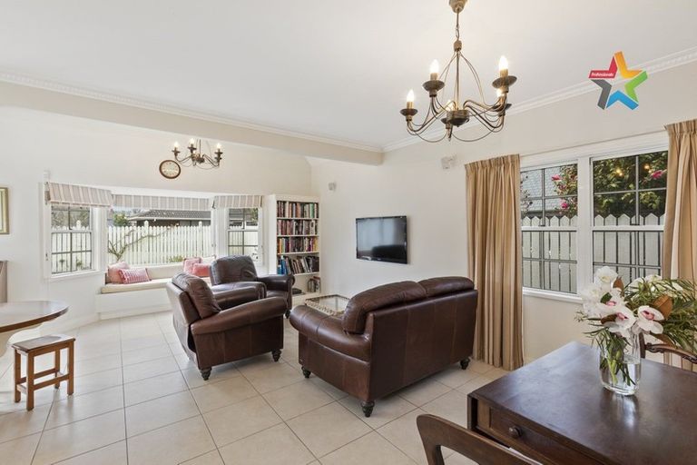 Photo of property in 79 Queens Grove, Hutt Central, Lower Hutt, 5010