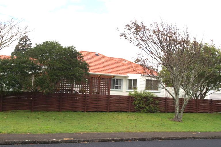 Photo of property in 42 Wedgwood Avenue, Mangere East, Auckland, 2024