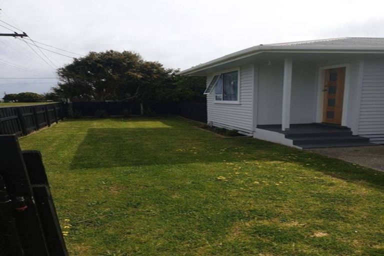 Photo of property in 39 Bamber Street, Castlecliff, Whanganui, 4501