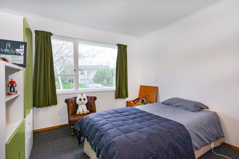 Photo of property in 13 James Cook Street, Havelock North, 4130