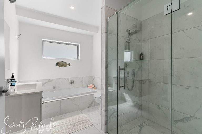 Photo of property in 67 Te Pahi River Drive, Paparoa, 0583