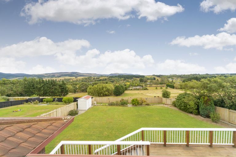 Photo of property in 78 Pacific Drive, Fitzherbert, Palmerston North, 4410