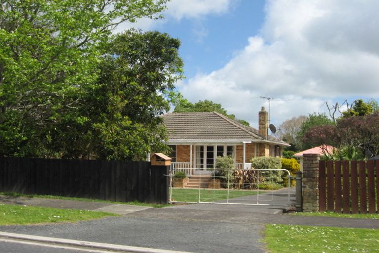 Photo of property in 18 Trigg Road, Huapai, Kumeu, 0810