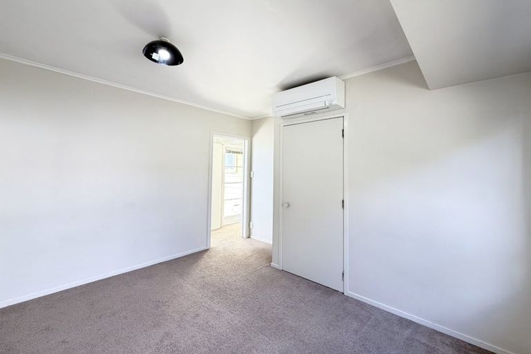 Photo of property in 122 Hugh Green Drive, Pinehill, Auckland, 0632