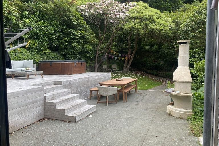 Photo of property in 14 Marama Terrace, Eastbourne, Lower Hutt, 5013