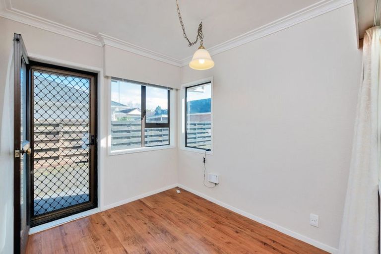 Photo of property in 3/39 Great South Road, Papakura, 2110