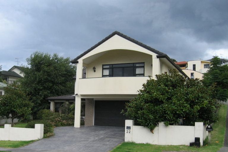 Photo of property in 22 Hogarth Rise, West Harbour, Auckland, 0618