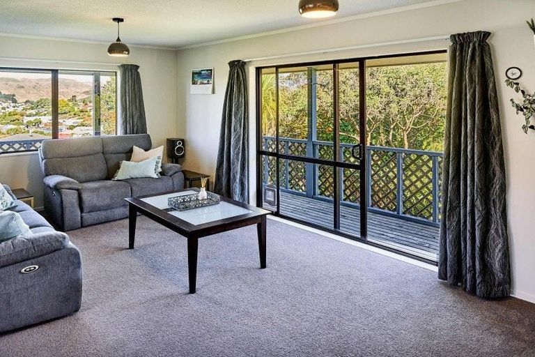Photo of property in 77 Conclusion Street, Ascot Park, Porirua, 5024