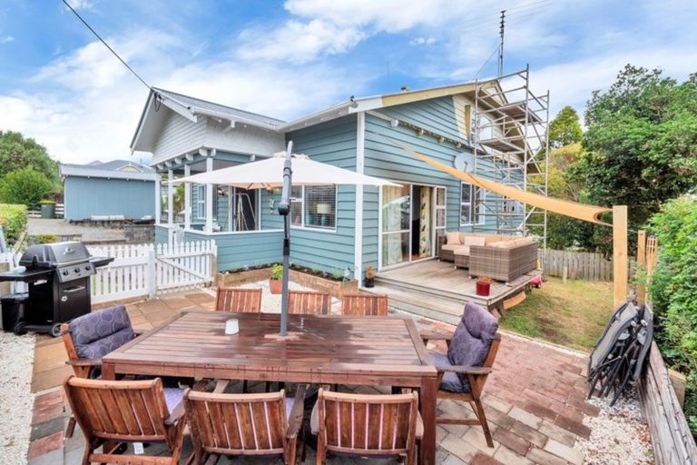 Photo of property in 29 Rimu Street, Helensville, 0800