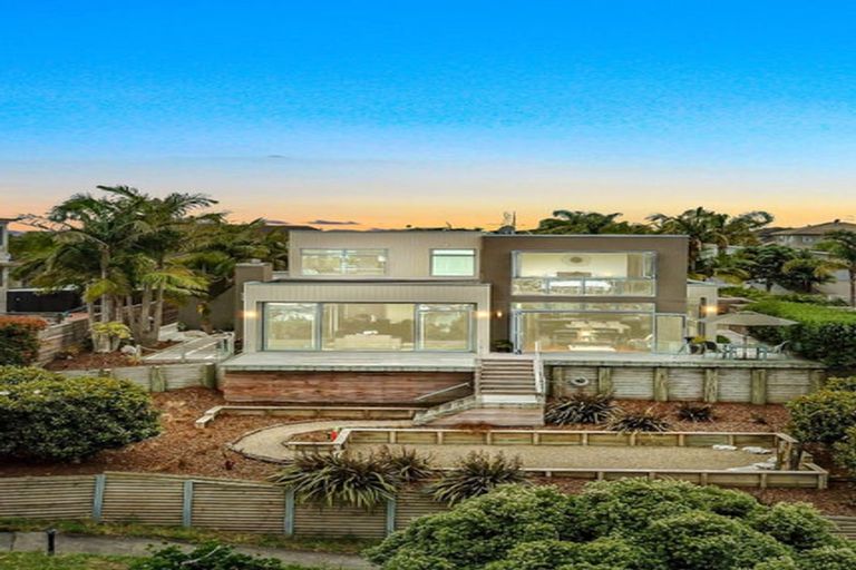 Photo of property in 81 Pine Harbour Parade, Beachlands, Auckland, 2018