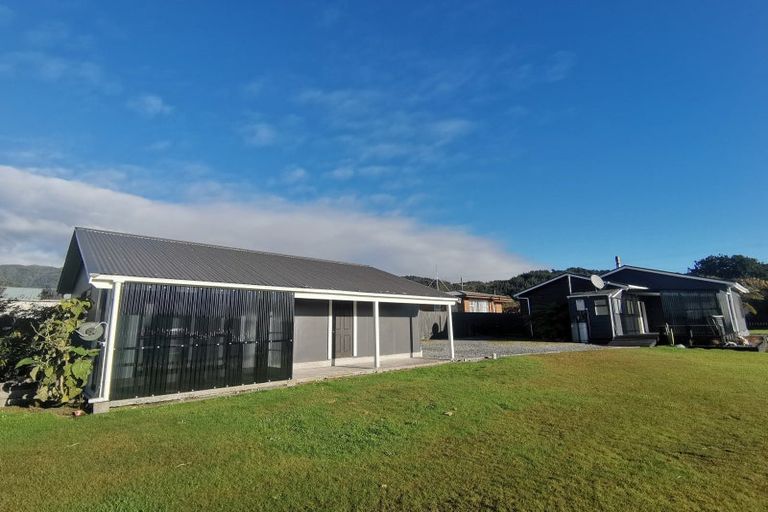 Photo of property in 68 Moorhouse Street, Ross, 7812