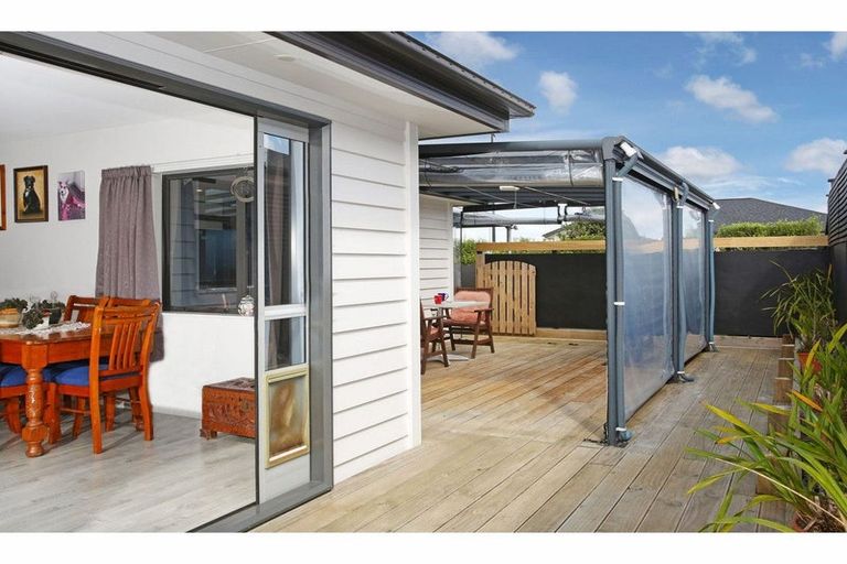 Photo of property in 9 Rere Awa Road, Glenbrook, 2681