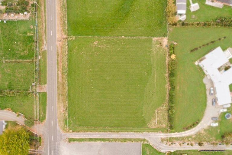 Photo of property in 558 Taonui Road, Colyton, Feilding, 4775