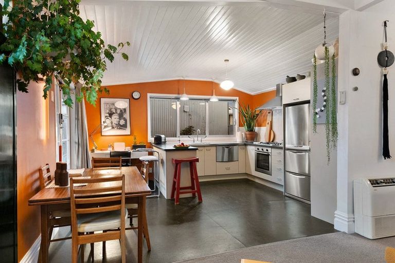 Photo of property in 725 Highgate, Maori Hill, Dunedin, 9010