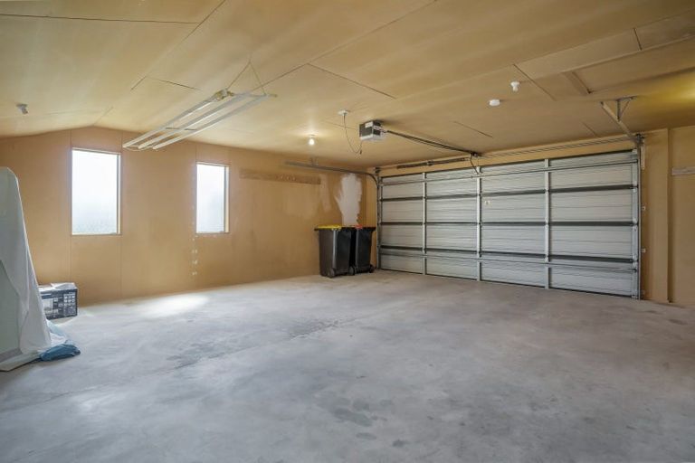 Photo of property in 7 Daley Place, Winton, 9720