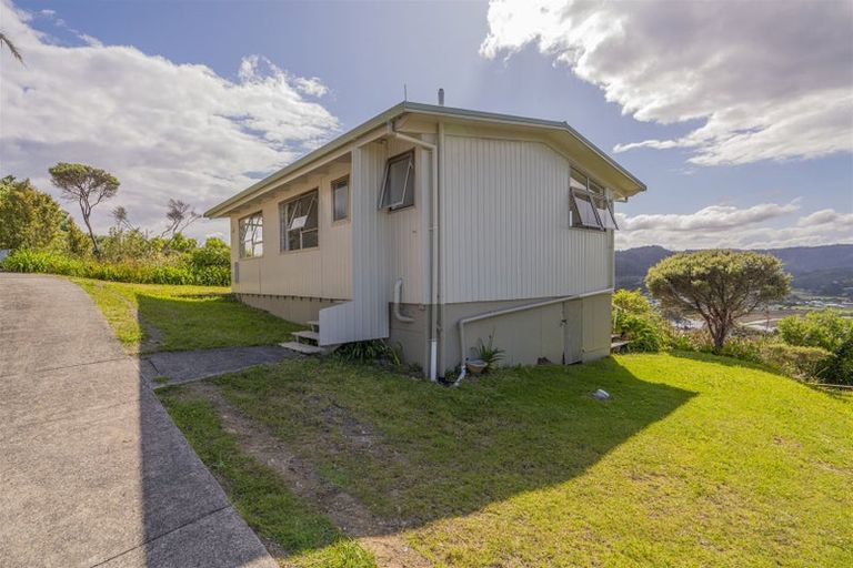 Photo of property in 44 Motuhoa Road, Tairua, 3508