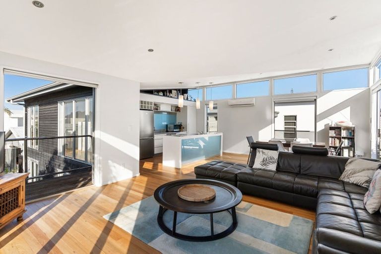 Photo of property in 312a Beverley Terrace, Whangamata, 3620