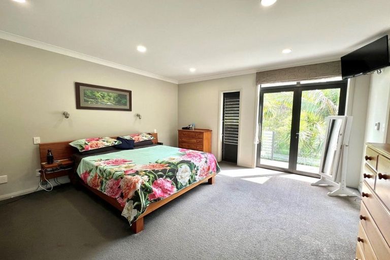 Photo of property in 77 Paremoremo Road, Lucas Heights, Auckland, 0632