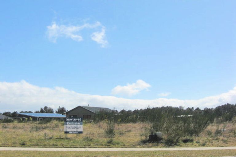 Photo of property in 9 Marshall Close, Motuoapa, 3382