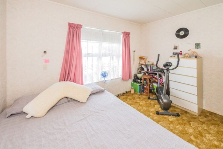 Photo of property in 2/11 Pitt Street, Whanganui, 4500