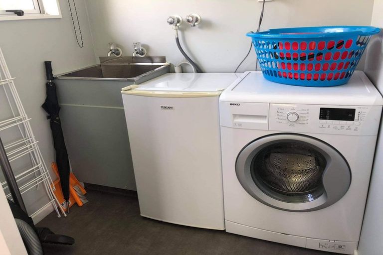 Photo of property in 6 Melland Place, Te Anau, 9600