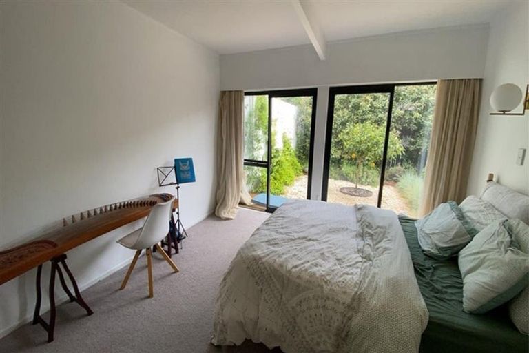 Photo of property in 3/246 Lake Road, Hauraki, Auckland, 0622