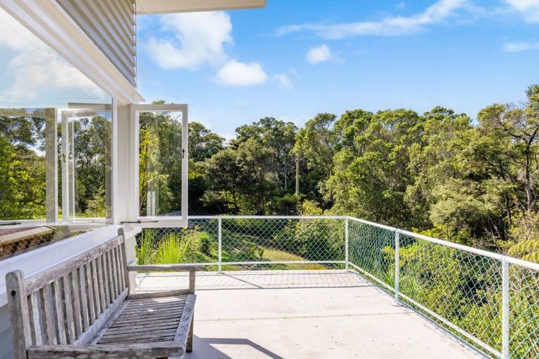 Photo of property in 25 Matheson Bay Road, Leigh, 0985