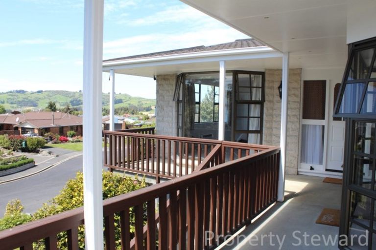 Photo of property in 2 Alfred Place, Fairfield, Dunedin, 9018