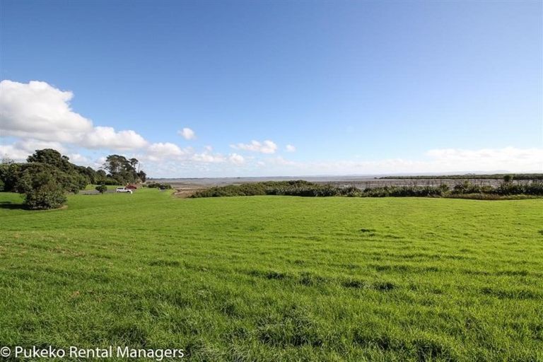 Photo of property in 2 Eloise Place, Clendon Park, Auckland, 2103