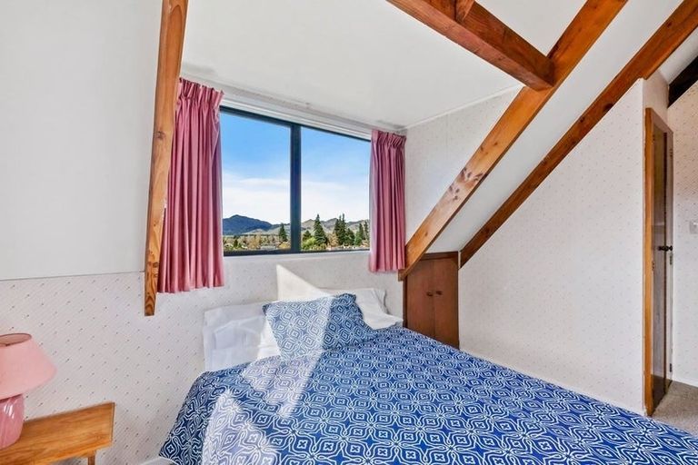 Photo of property in 17 Chalet Crescent, Hanmer Springs, 7334