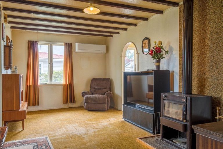 Photo of property in 19 Kauri Street, Edgecumbe, 3120