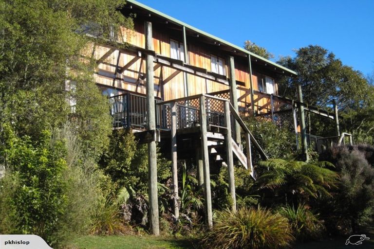 Photo of property in 12 Pukawa Road, Pukawa Bay, Turangi, 3381