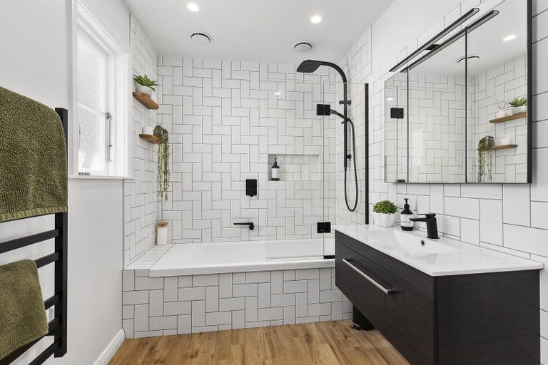 Photo of property in 38 Otaki Street, Miramar, Wellington, 6022