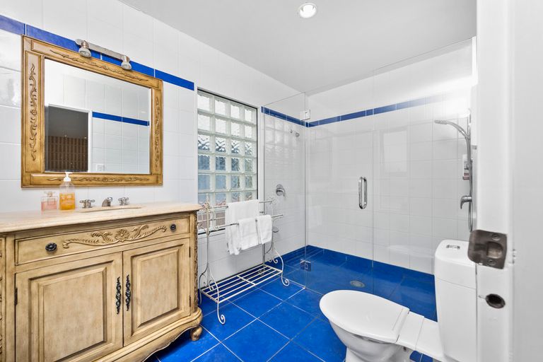 Photo of property in 80 Karewa Parade, Papamoa Beach, Papamoa, 3118