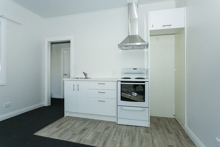 Photo of property in 14 Kingsley Street, Whataupoko, Gisborne, 4010