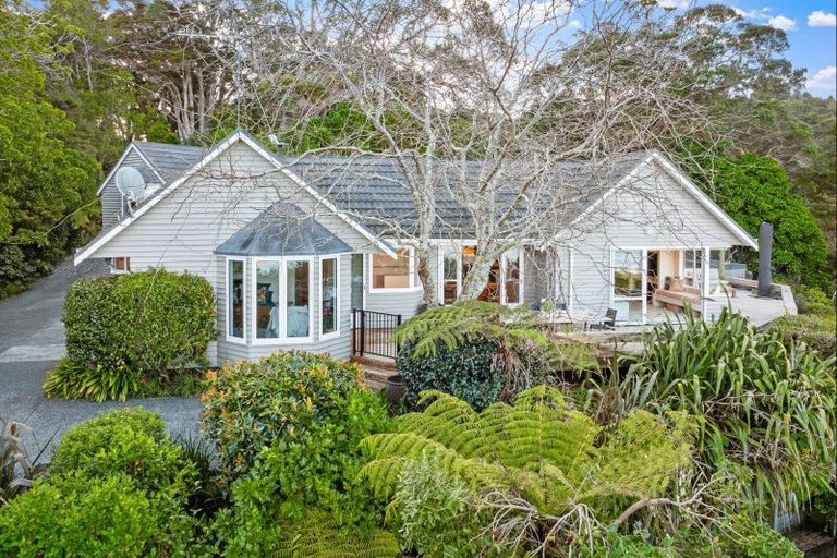 Photo of property in 596 Leigh Road, Whangateau, Warkworth, 0985