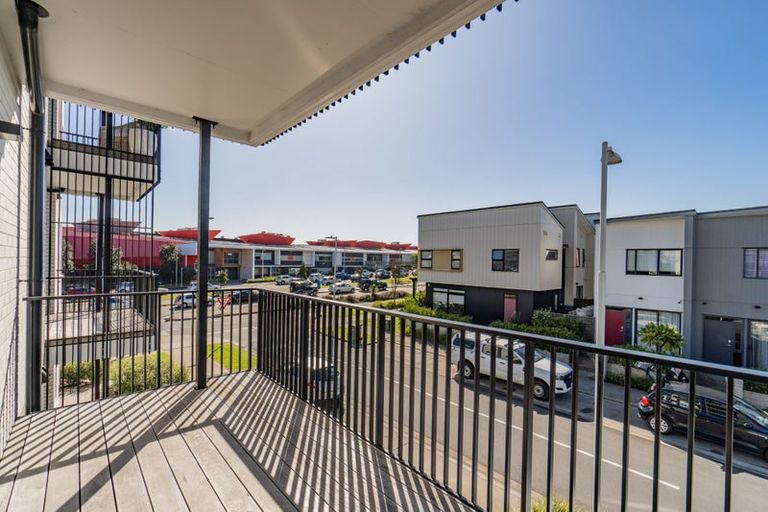 Photo of property in 301/1 Sidney Wallingford Way, Hobsonville, Auckland, 0616