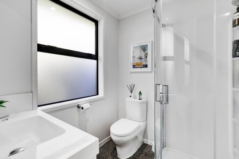 Photo of property in 93e Clemow Road, Fitzroy, New Plymouth, 4312