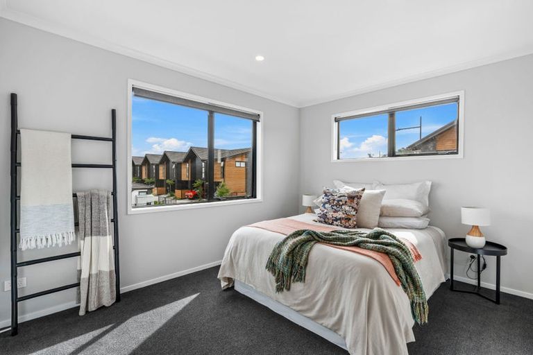 Photo of property in 6 Whakato Avenue, Kumeu, 0810