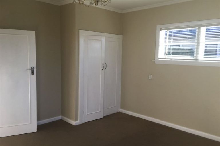 Photo of property in 115 Bower Avenue, New Brighton, Christchurch, 8083