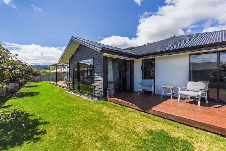 Photo of property in 70 Sanctuary Drive, Stoke, Nelson, 7011